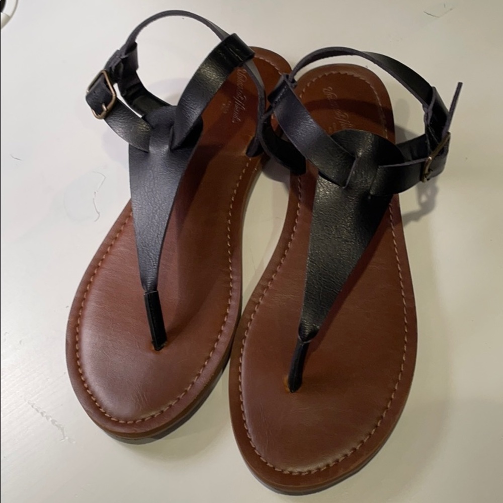 Women's Lady T Strap Sandals Universal Thread W8